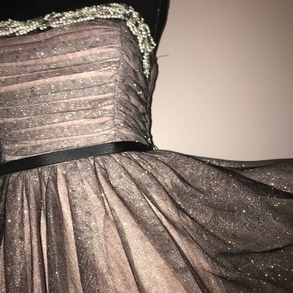 SOLD-Prom or Formal strapless Dress Jr Sz 7 - Picture 4 of 8